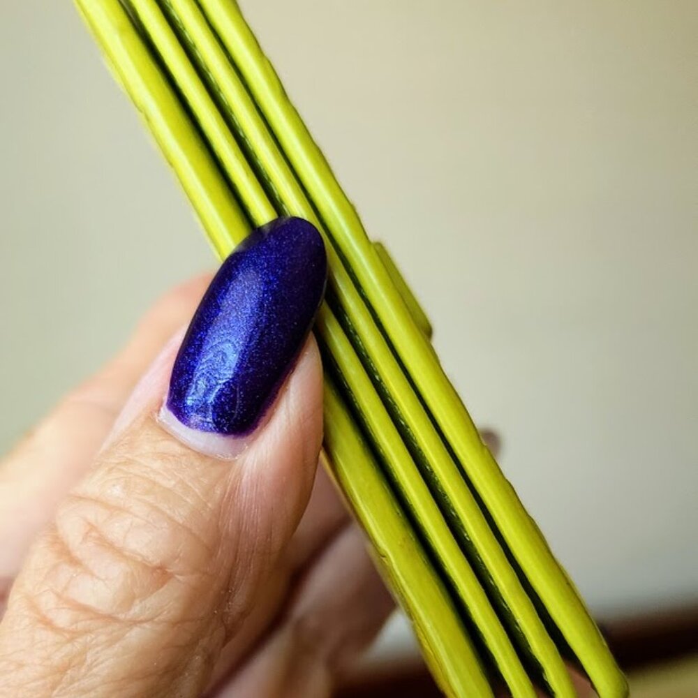 Bottega Veneta Kiwi Intrecciato Concertina Card Holder - Picture 5 of 9